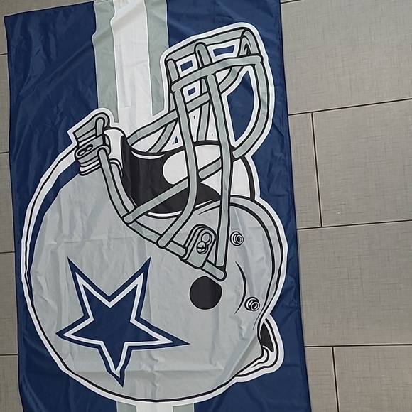 Dallas Cowboys Outdoor Flag 55"×33" - Picture 2 of 3